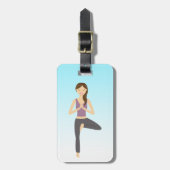 Yogavrouw in boomhouding bagagelabel (Voorkant verticaal)