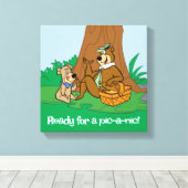 Yogi Beer en Boo-Boo picknick snack Canvas Afdruk (Insitu (Houten vloer))
