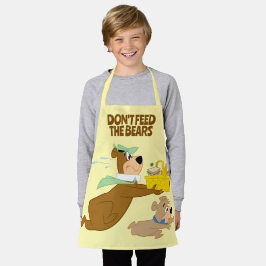 Yogi Beer en Boo-Boo picknickpaniek Schort (Gedragen)