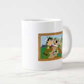 Yogi Beer en Vrienden Framed Forest Afbeelding Grote Koffiekop (Voorkant rechts)