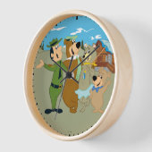 Yogi Beer en vrienden warm welkom (Hoek)