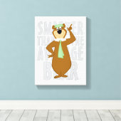 Yogi "Slimmer dan het gemiddelde Beer" Canvas Afdruk (Insitu (Houten vloer))