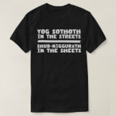 YogSothoth in de straten ShubNiggurath in de She T-shirt (Design voorkant)