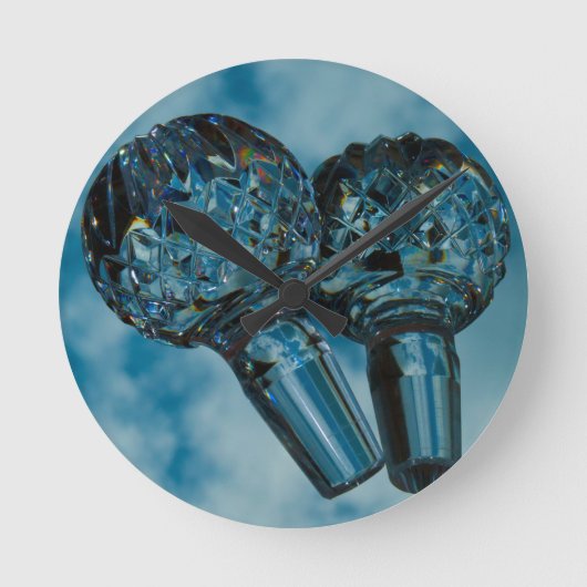 Yonderd voor de Crystal Blue Skies Ronde Klok (Voorkant)