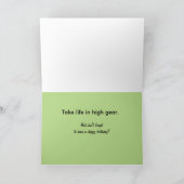 Yorkie in de auto Verjaardag Kaart (Binnen)