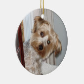 Yorkie Peeking rond de hoek Keramisch Ornament (Rechts)