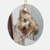 Yorkie Peeking rond de hoek Keramisch Ornament (Links)