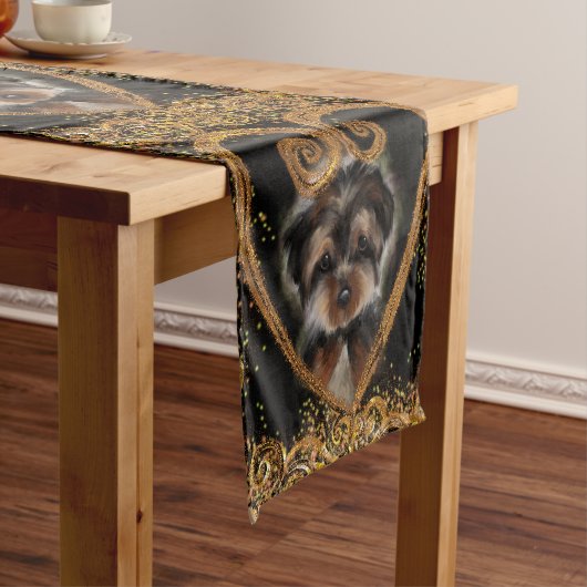 Yorkie Poo Korte Tafelloper (Voorbeeld)