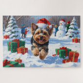 Yorkipoo Hardlopen in de sneeuw met kerst Pet Legpuzzel (Horizontaal)