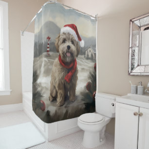 Yorkipoo-hond in de sneeuw Kerstmis Douchegordijn