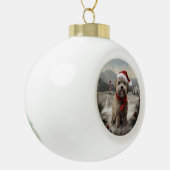 Yorkipoo Hond in Sneeuw Kerstmis Keramische Bal Ornament (Links)