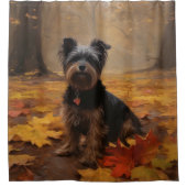 Yorkipoo in de herfst laat Herfst inspireren Douchegordijn (Voorkant)