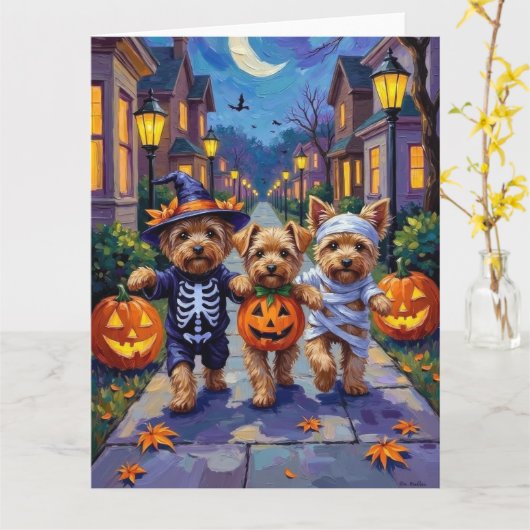 Yorkipoo Trick-or-Treating in Halloween Costumes Kaart (Gele Bloem)