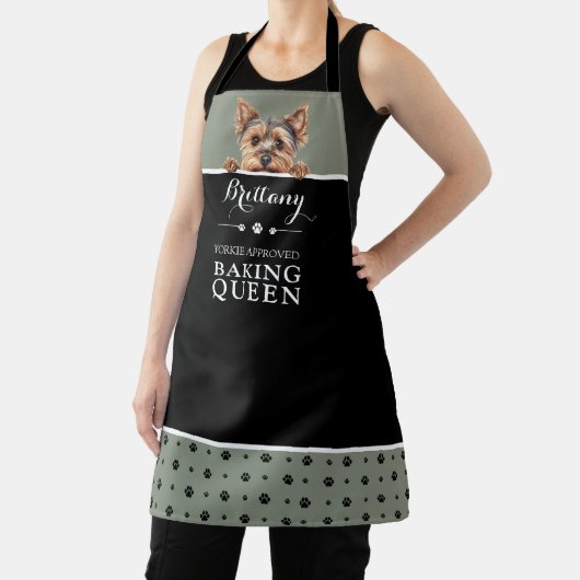 Yorkshire Terrier Bakken Queen Sage Green Custom Schort (Insitu)