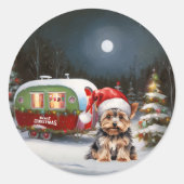 Yorkshire Terrier Caravan Kerst Avontuur Ronde Sticker (Voorkant)