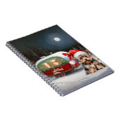 Yorkshire Terrier Caravan Kerstavontuur Notitieboek (Rechterzijde)