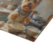Yorkshire Terrier Cooking in Kitchen Snijplank (Hoek)