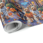 Yorkshire Terrier Dogs in Halloween Costumes Cadeaupapier (Rol Hoek)