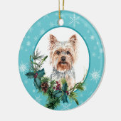 Yorkshire Terrier Evergreen Blue Snowflake Border Keramisch Ornament (Links)
