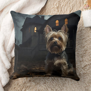 Yorkshire Terrier Halloween Griezelen  Kussen