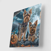 Yorkshire Terrier Halloween Griezelig Vierkante Klok (Hoek)