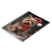 Yorkshire Terrier Hond in Sneeuw Kerstmis Notitieboek (Linkerzijde)