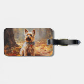 Yorkshire Terrier in de herfst laat Herfst inspire Bagagelabel (Achterkant horizontaal)
