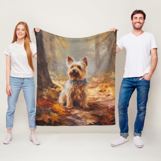 Yorkshire Terrier in de herfst laat Herfst inspire Fleece Deken (In situ)