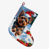 Yorkshire Terrier in de sneeuw met kerstmuts Grote Kerstsok (Voorkant (Hangend))