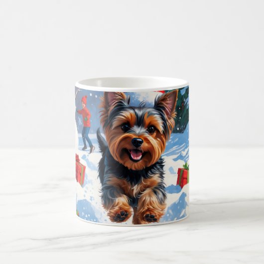 Yorkshire Terrier in de sneeuw met kerstmuts Koffiemok (Center)