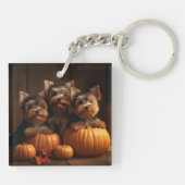 Yorkshire Terrier Pup Autumn Delight Pompoen Sleutelhanger (Achterkant)
