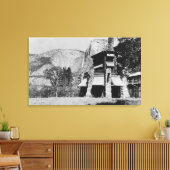 Yosemite, CA - The Ahwahnee Lodge and Valley Canvas Afdruk (Insitu (Woonkamer))