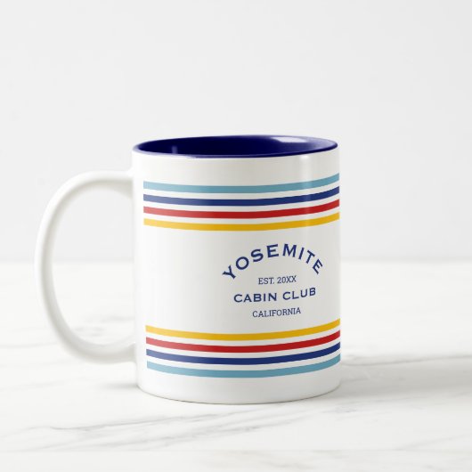 Yosemite Cabin Club Custom Crest Park Stripe Tweekleurige Koffiemok (Links)