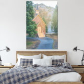 Yosemite Chapel Canvas Afdruk (Insitu (Slaapkamer))