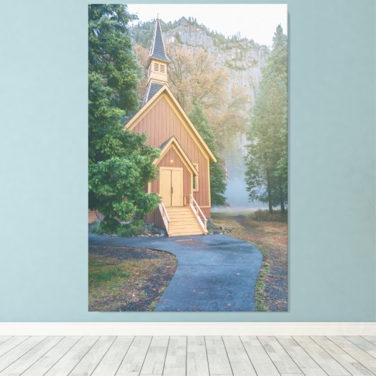Yosemite Chapel Canvas Afdruk (Insitu (Houten vloer))