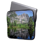 Yosemite Herfst Reflection Laptop Sleeve (Voorkant Links)