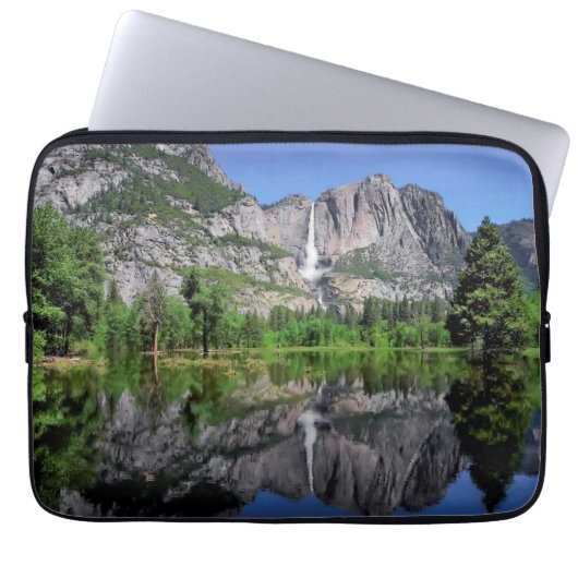 Yosemite Herfst Reflection Laptop Sleeve (Voorkant)