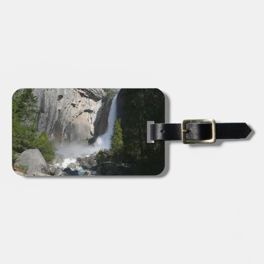 Yosemite Lower Falls bij Lower Yosemite Falls Trai Bagagelabel (Voorkant horizontaal)