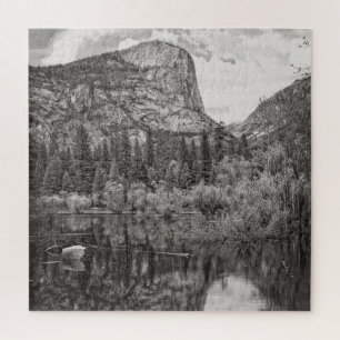 Yosemite -Mirror Lake -North Dome -20x20 -676 pcs Legpuzzel