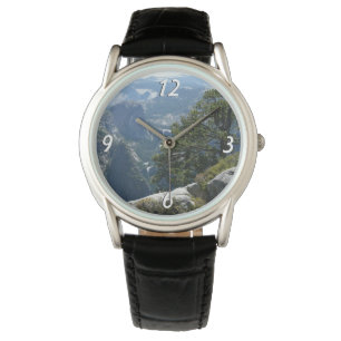 Yosemite Mountain-Uitzicht in het Nationaal Park Y Horloge