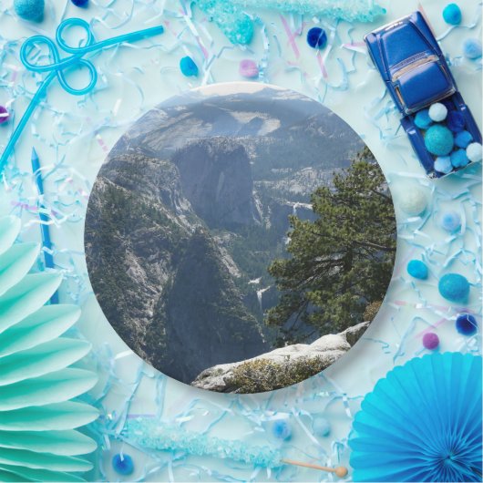 Yosemite Mountain-Uitzicht in het Nationaal Park Y Papieren Bordje (Feest)