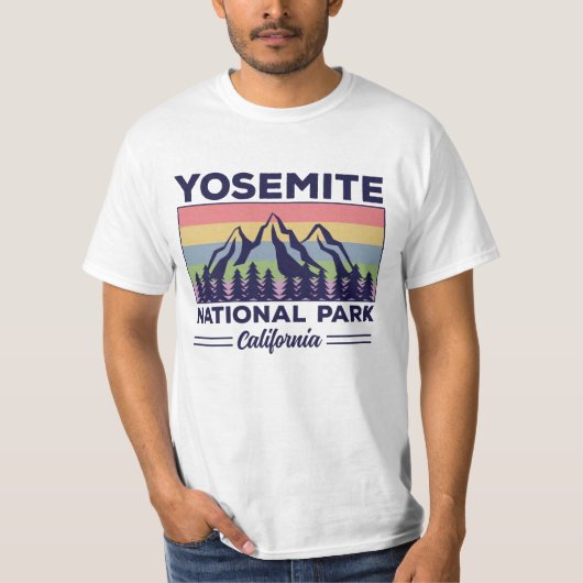 Yosemite National Park California Retro Hiking T-shirt (Voorkant)