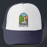 Yosemite National Park California Vernal Herfst Trucker Pet<br><div class="desc">Ontwerp van uw vectorillustraties. Het park is beroemd om zijn reusachtige,  eeuwenoude aardbevingen,  en voor het Uitzicht van de Tunnel,  het iconische vista van het tornen van de Herfst van Bridalveil en de graniet-kliffen van El Capitan en Half Dome.</div>