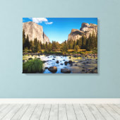 Yosemite National Park, Californië Canvas Afdruk (Insitu (Houten vloer))
