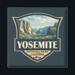 Yosemite National Park Illustratie Retro Badge Magneet<br><div class="desc">Ontwerp van uw vectorillustraties. Het park is beroemd om zijn reusachtige,  eeuwenoude aardbevingen,  en voor het Uitzicht van de Tunnel,  het iconische vista van het tornen van de Herfst van Bridalveil en de graniet-kliffen van El Capitan en Half Dome.</div>