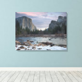 Yosemite Valley Canvas Afdruk (Insitu (Houten vloer))