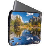 Yosemite Valley in Herfst Laptop Sleeve (Voorkant Rechts)