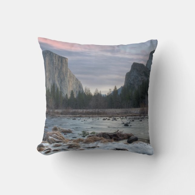 Yosemite Valley Kussen (Voorkant)
