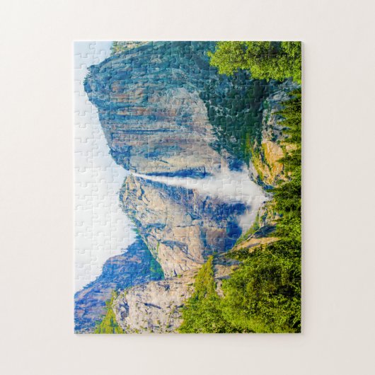 Yosemite Waterfall Nevada. Legpuzzel (Verticaal)