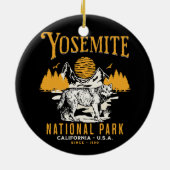 Yosemite Woodland Scenery with Retro Wolf Keramisch Ornament (Achterkant)